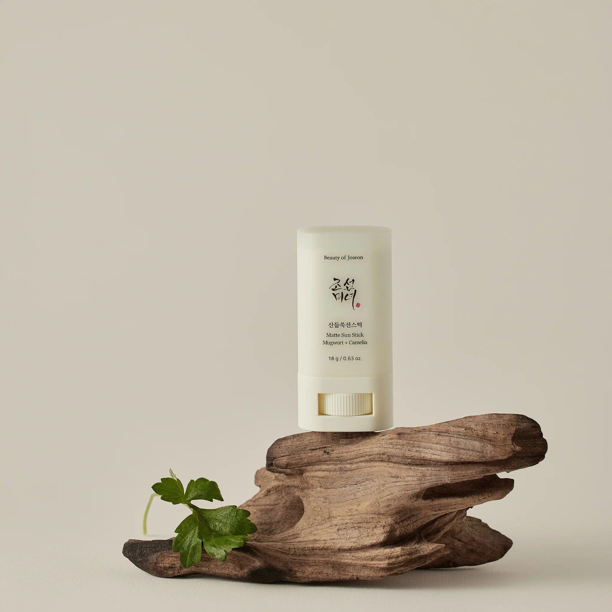 Matte Sun Stick: Mugwort+Camelia - 18 g