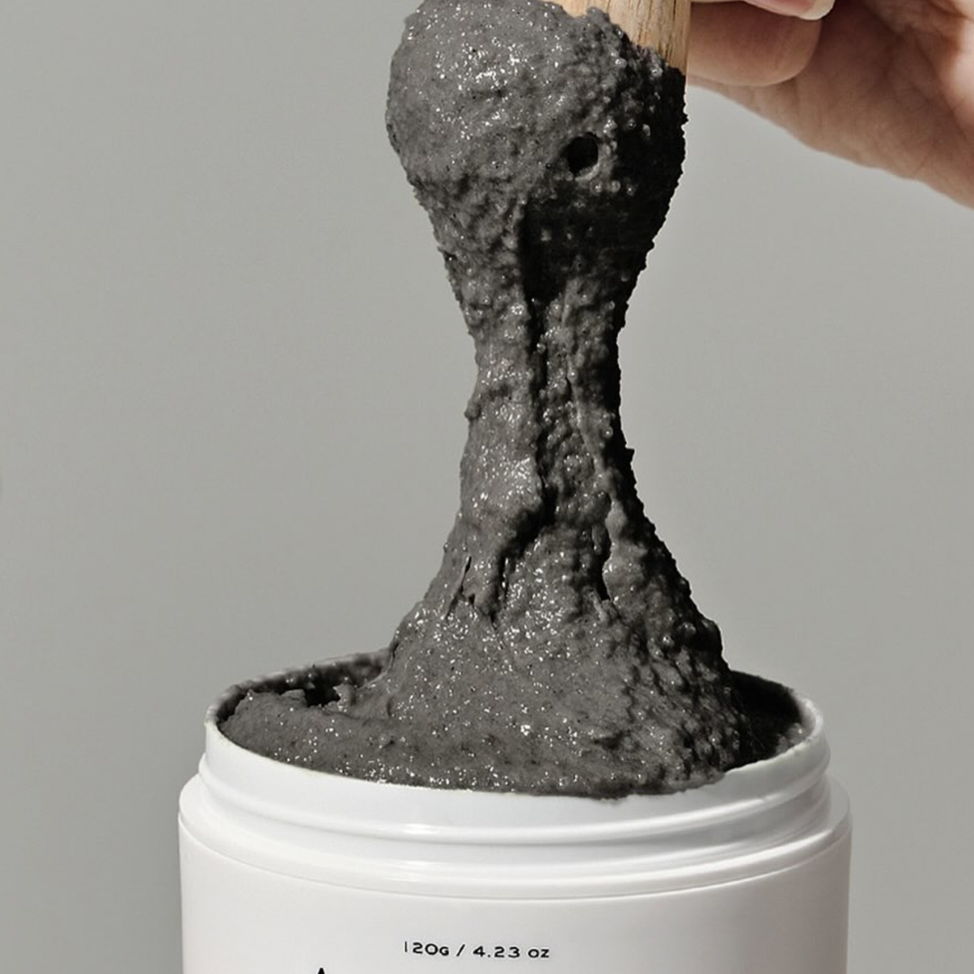 Black Tea Rice Mochi Cleanser - 120 g