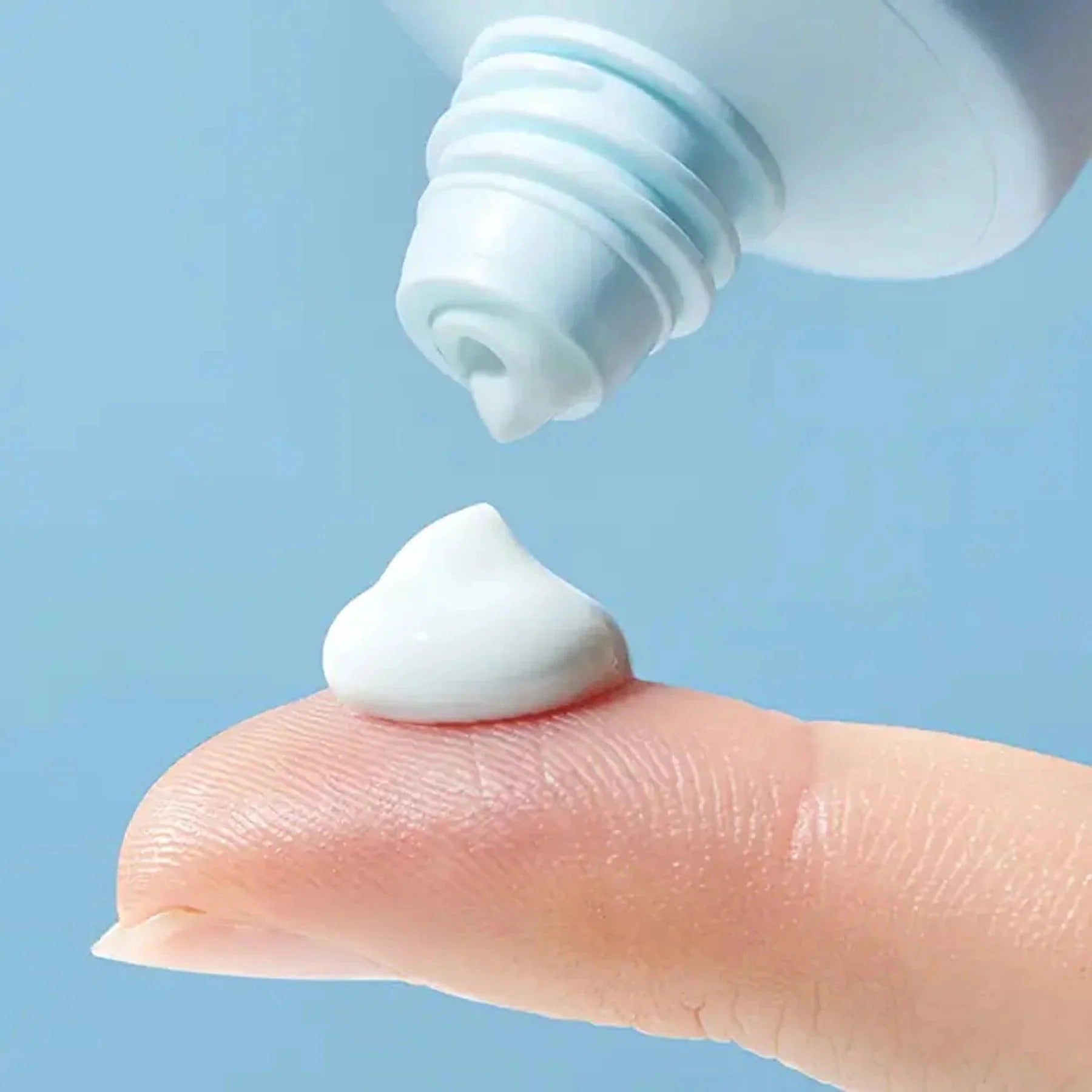 DIVE-IN Watery Moisture Sun Cream (SPF50+ PA++++) - 60 ml