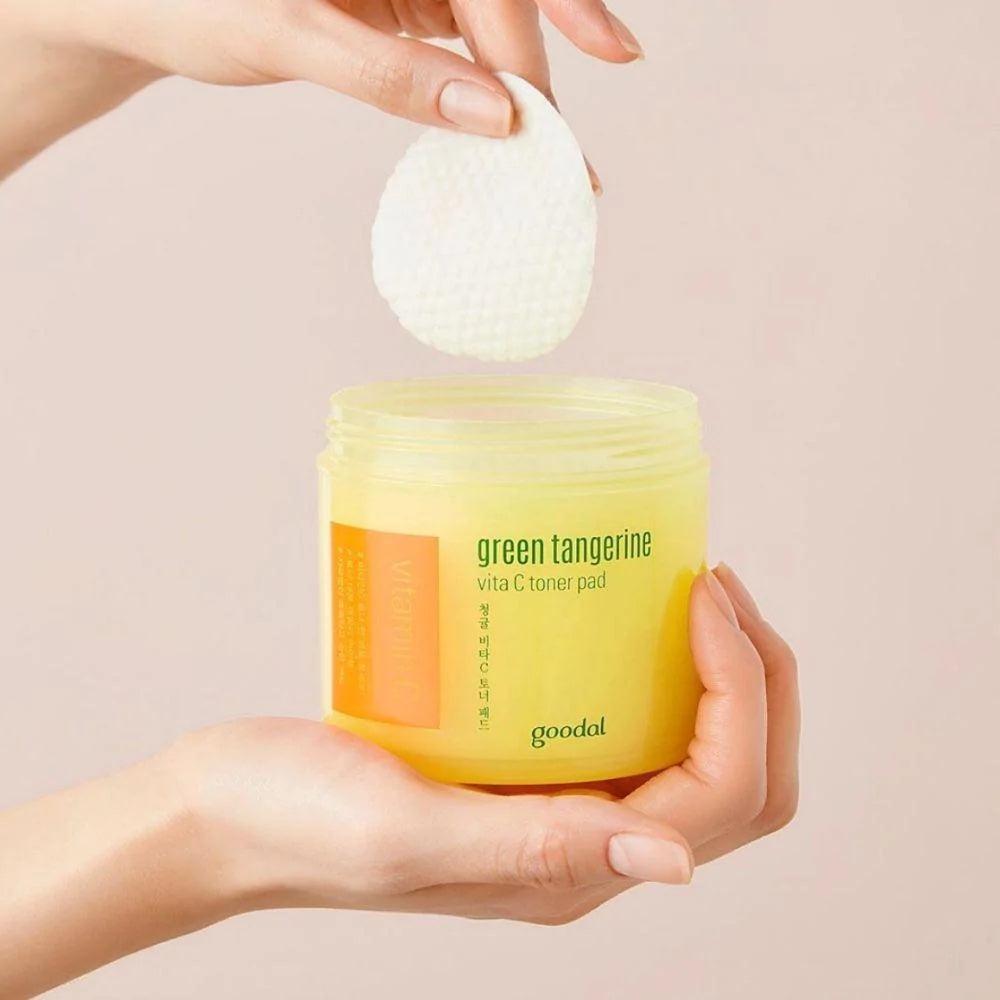 Green Tangerine Vita C Toner Pad (70 pads)