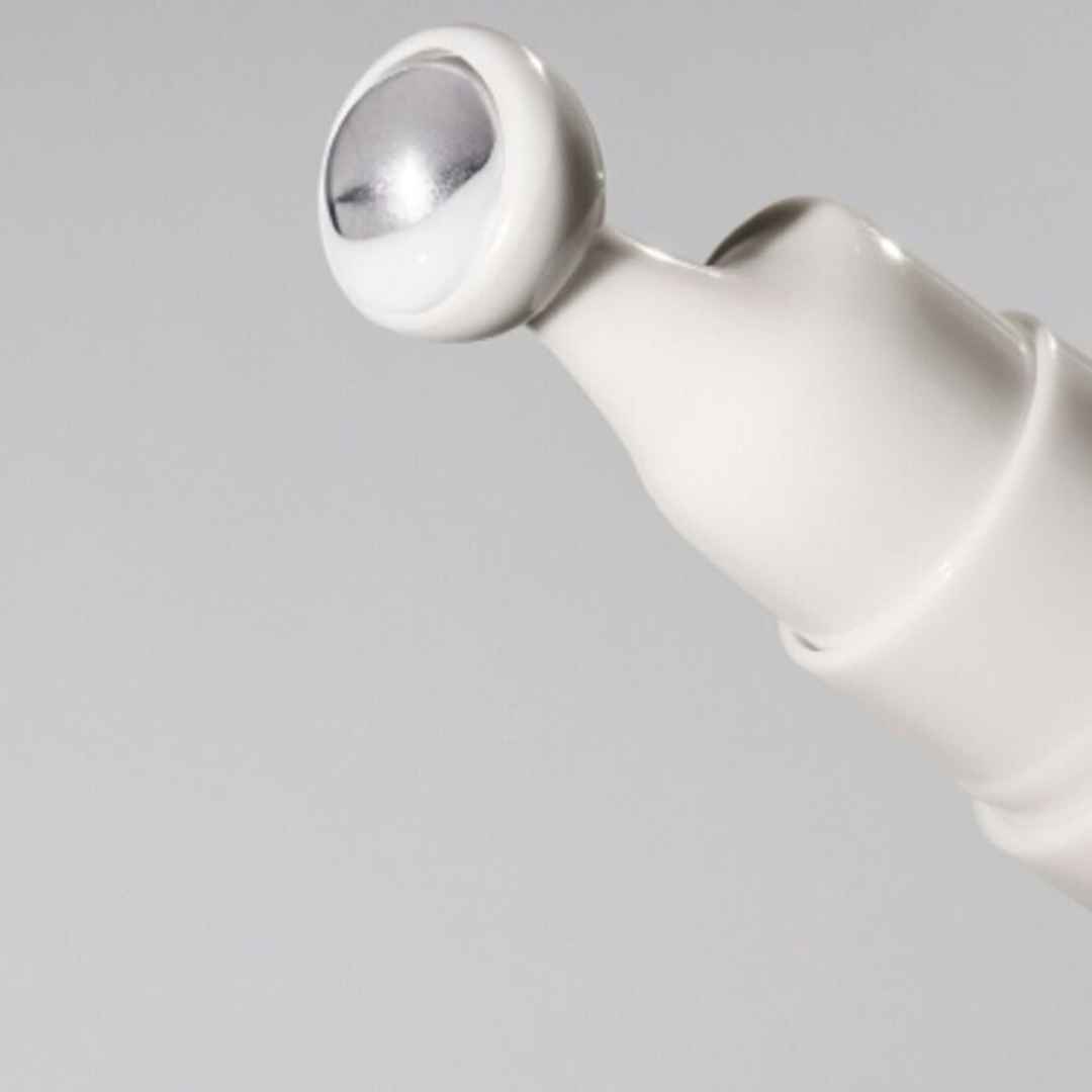 Green Tea Hyaluronic Glow Eye & Face Ball - 10 ml