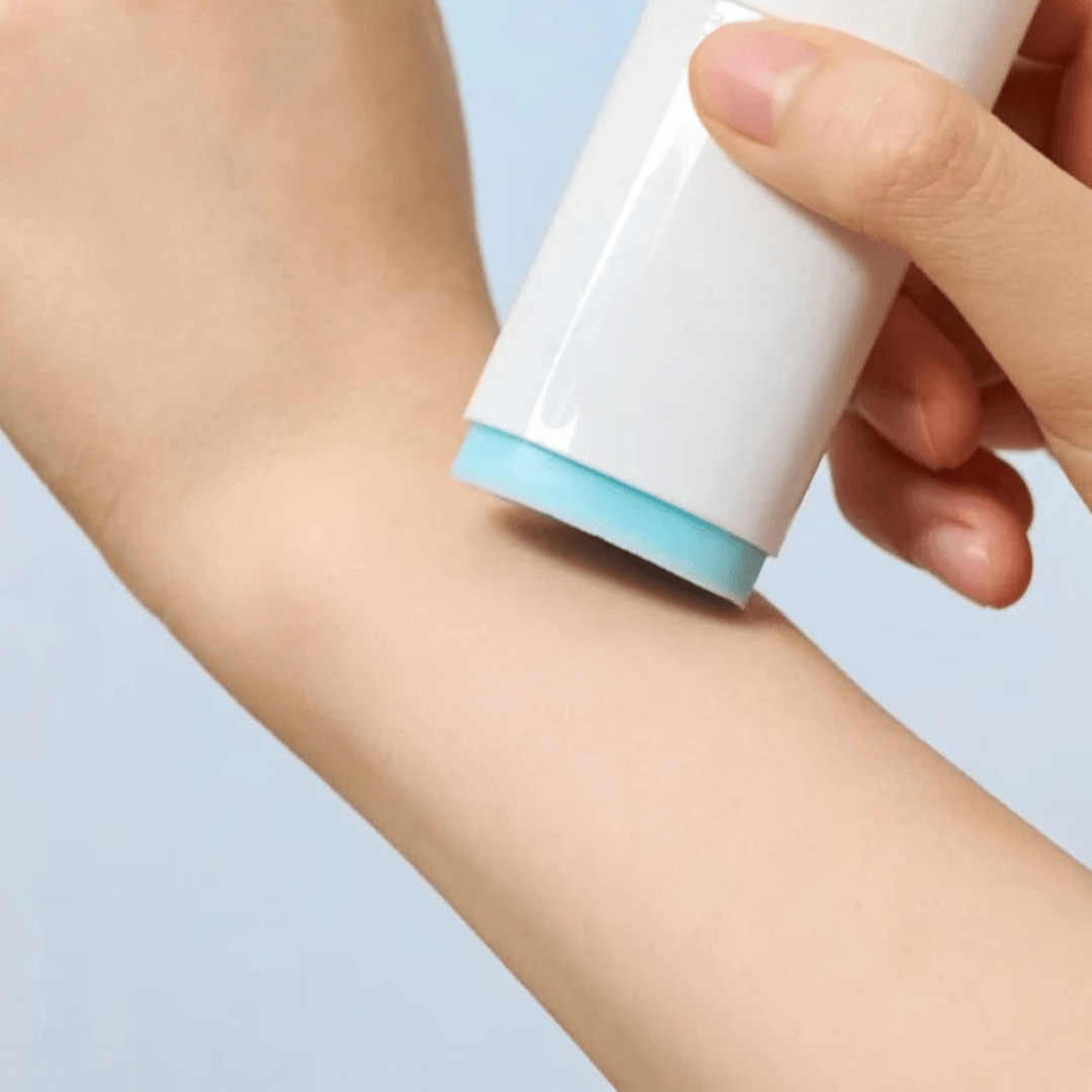 Hyalu-Cica Silky-Fit Sun Stick (SPF50+ PA++++) - 7 g/20 g