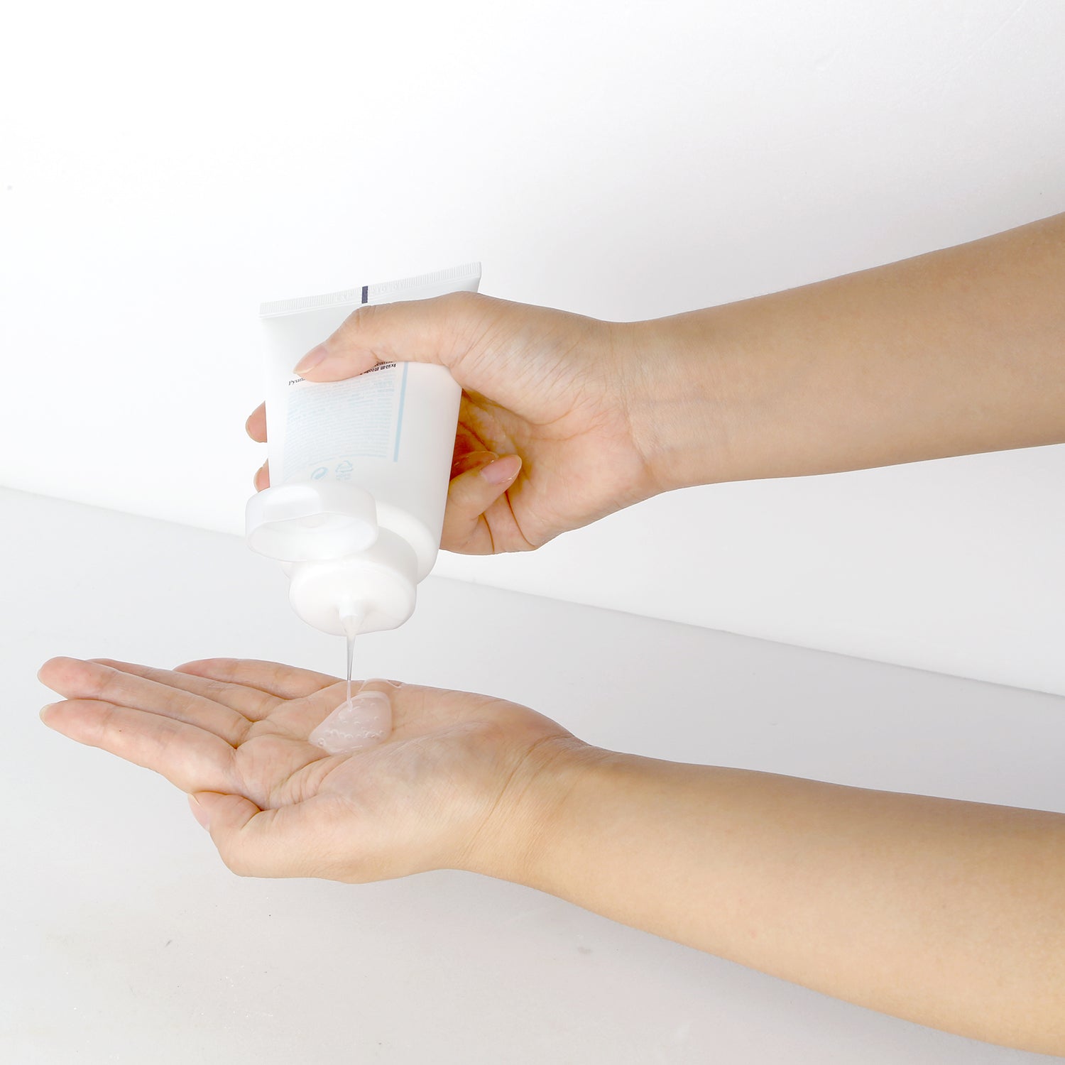 ACNE Facial Cleanser - Pyunkang Yul