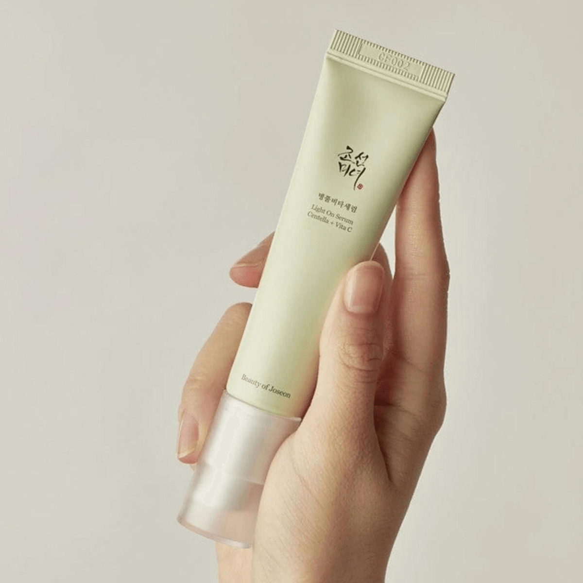 Light On Serum: Centella + Vitamin C - 30 ml