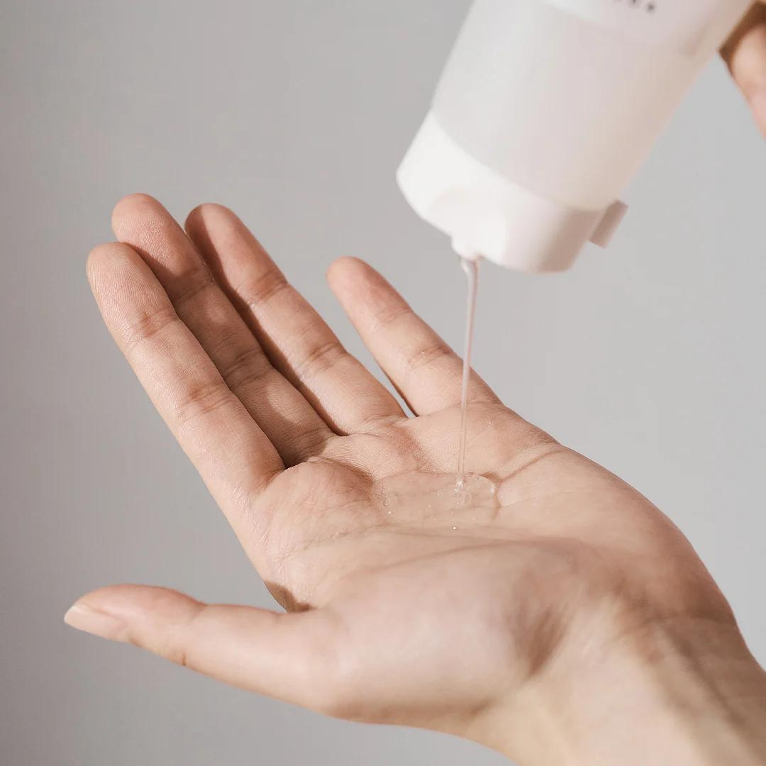 Madagascar Centella Tone Brightening Cleansing Gel Foam - 125ml