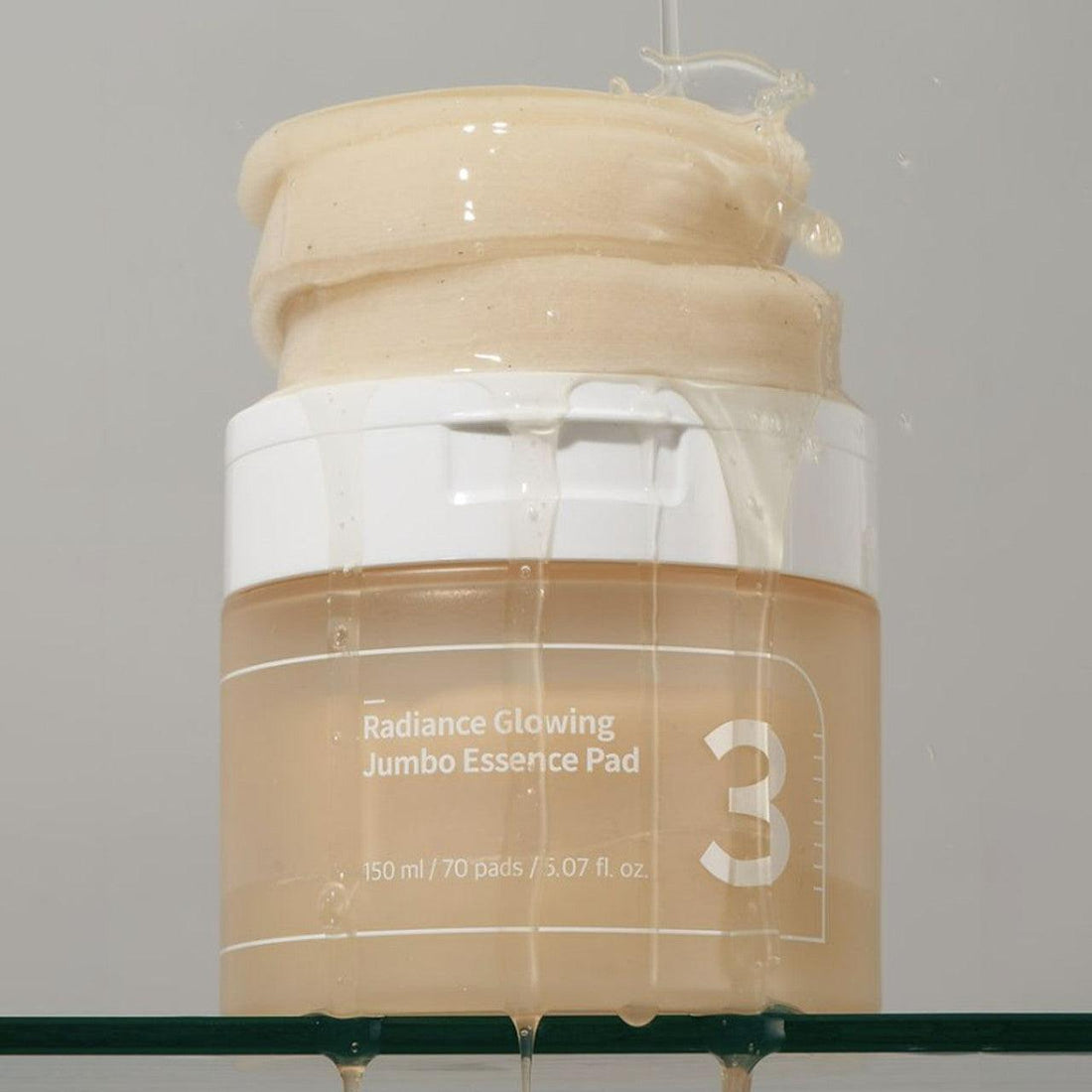 No.3 Radiance Glowing Jumbo Essence Pad - 70 Pads