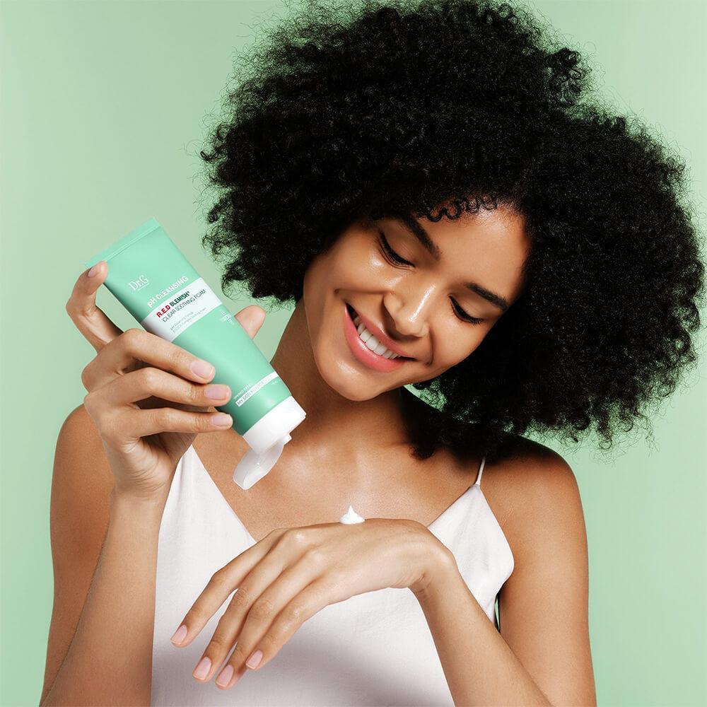 R.E.D Blemish Clear Soothing Foam - 150 ml